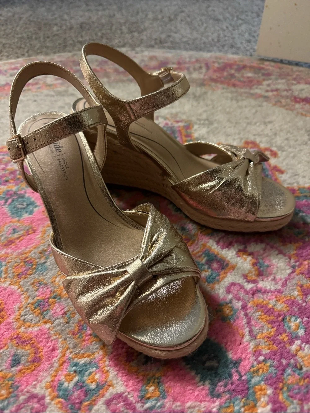 NWOT Life Stride Metallic Gold Bow Wedge Sandals